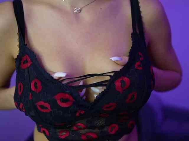 Crystalbrunette18