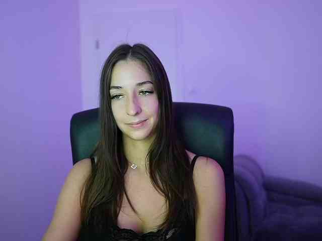 Crystalbrunette18