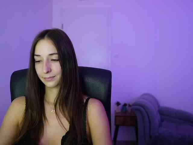 Crystalbrunette18