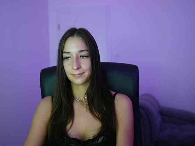 Crystalbrunette18