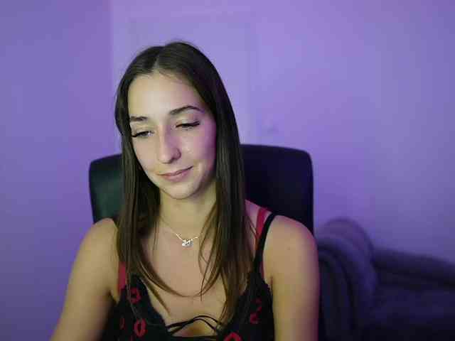 Crystalbrunette18