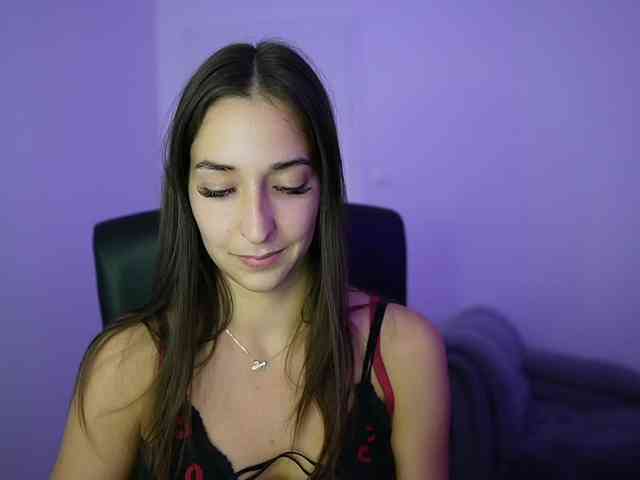 Crystalbrunette18