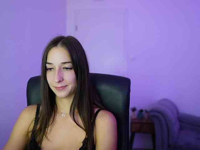 Crystalbrunette18
