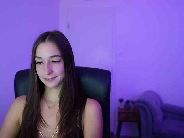 Crystalbrunette18