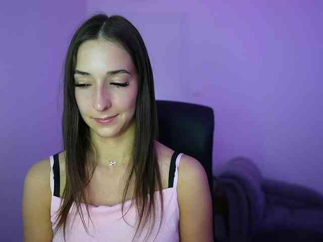 Crystalbrunette18