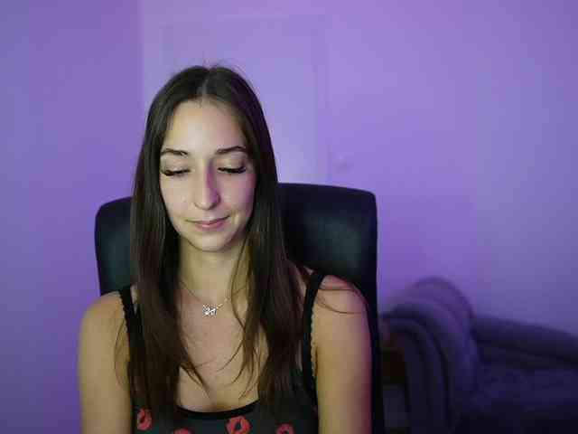 Crystalbrunette18