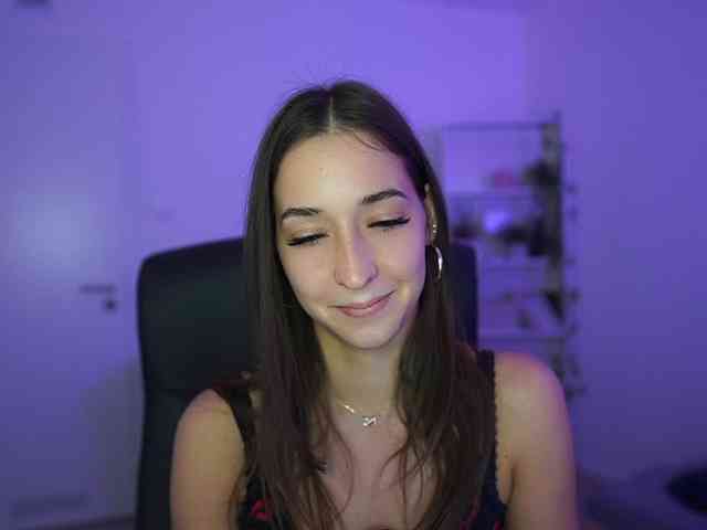 Crystalbrunette18