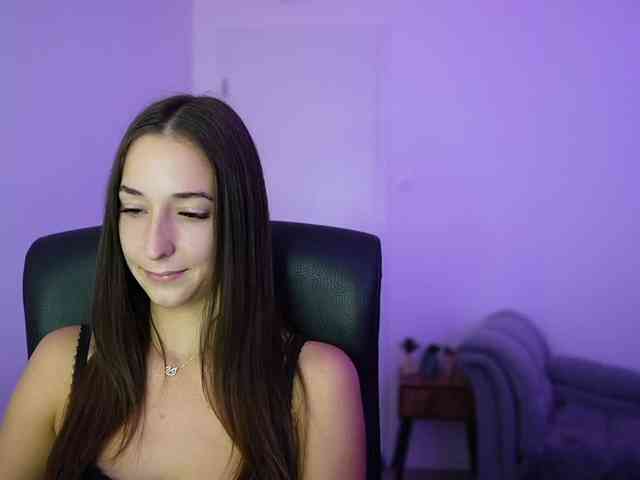 Crystalbrunette18
