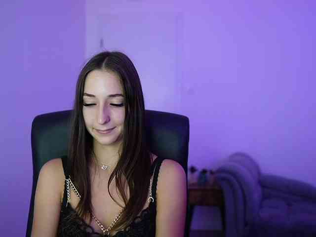 Crystalbrunette18
