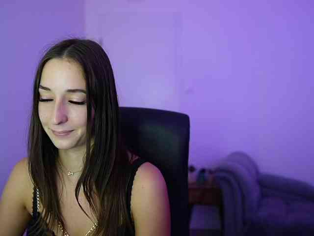 Crystalbrunette18
