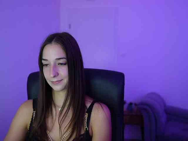 Crystalbrunette18