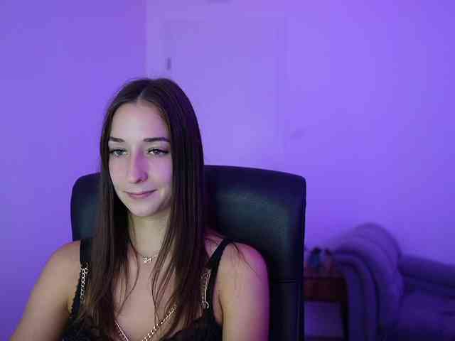 Crystalbrunette18