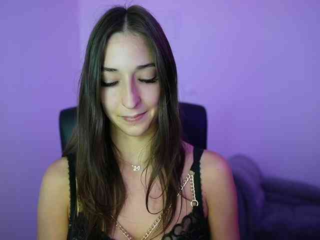 Crystalbrunette18