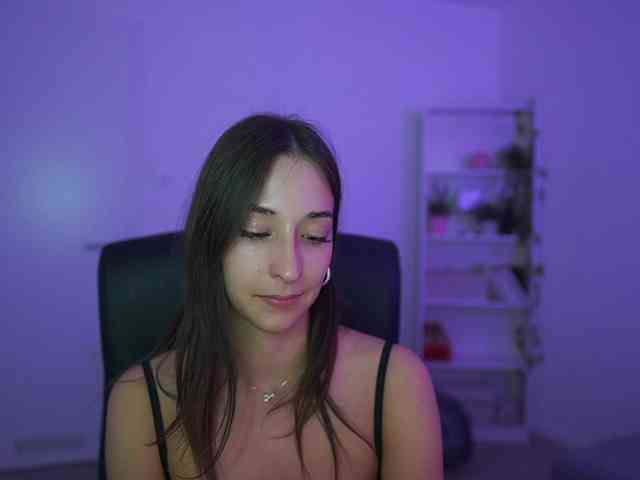 Crystalbrunette18