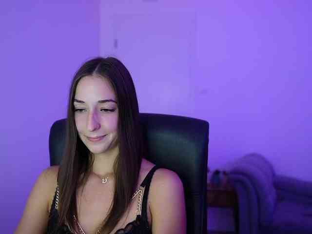 Crystalbrunette18