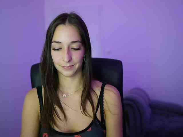 Crystalbrunette18