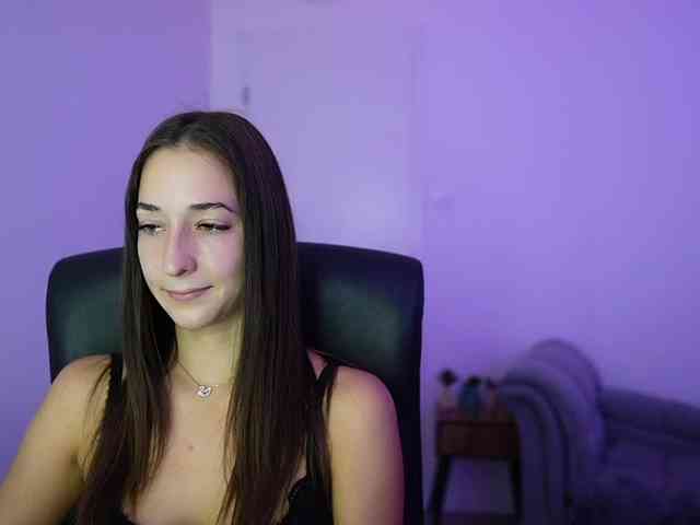 Crystalbrunette18