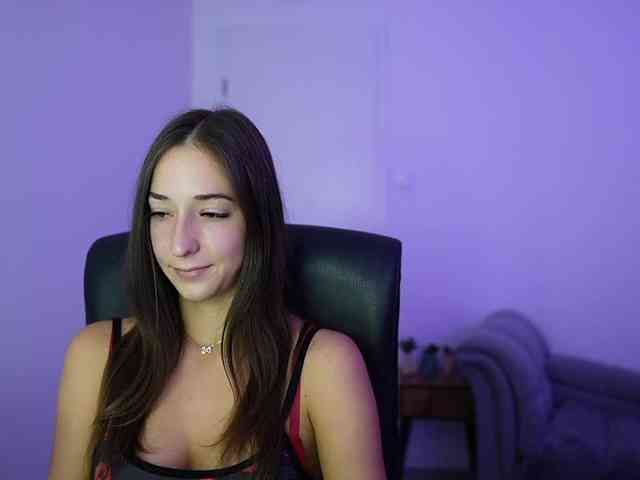 Crystalbrunette18