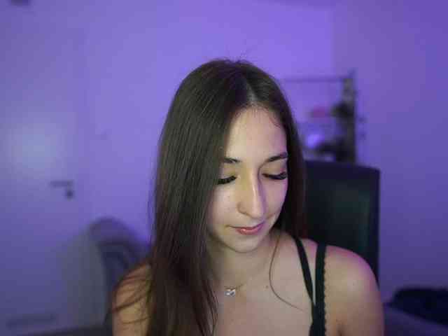 Crystalbrunette18