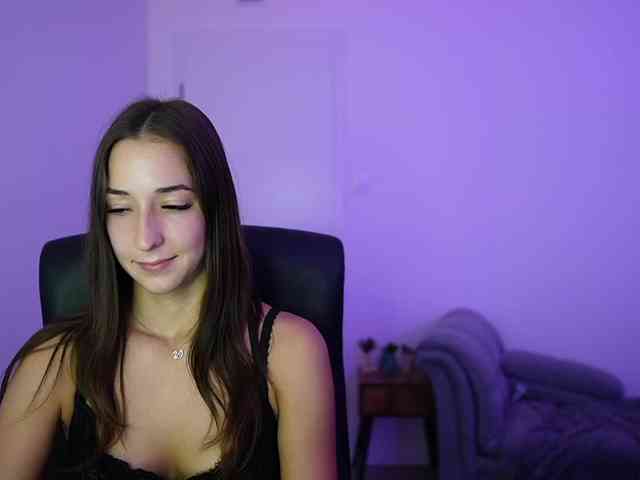 Crystalbrunette18