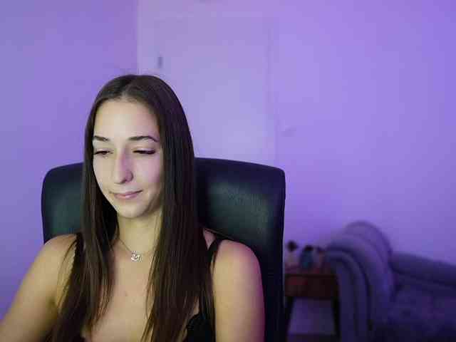 Crystalbrunette18