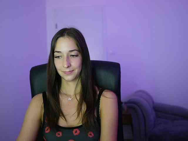 Crystalbrunette18