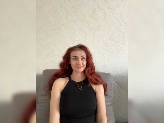 SweetQueen11 live cam