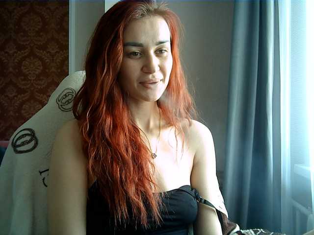 SweetQueen11 webcam