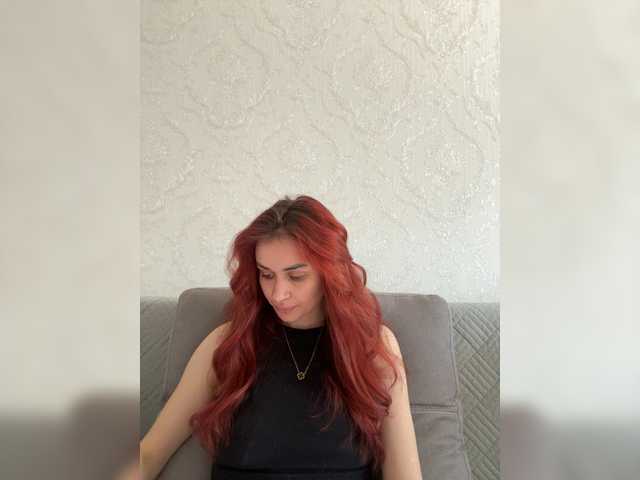 SweetQueen11 live cam