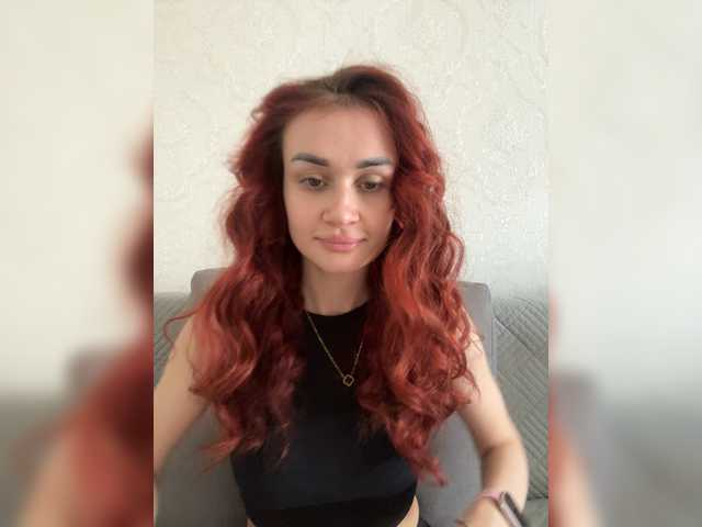 SweetQueen11 live cam