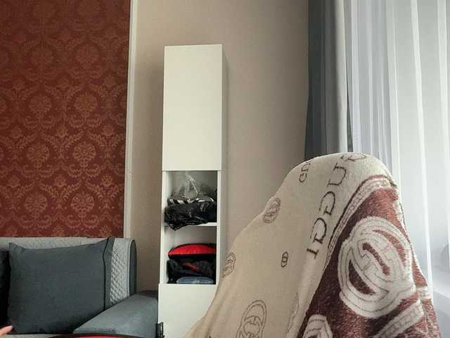SweetQueen11 live cam on BongaCams