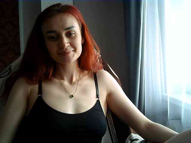 SweetQueen11 Live Webcam on BongaCams