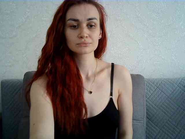 SweetQueen11 webcam