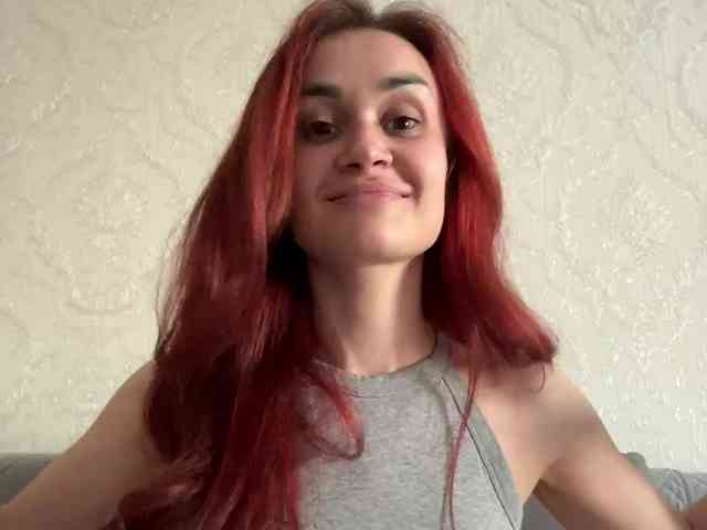 SweetQueen11 webcam