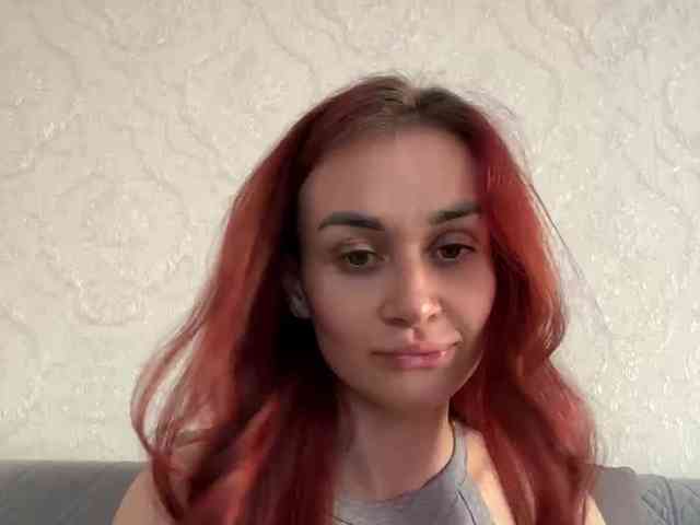 SweetQueen11 webcam