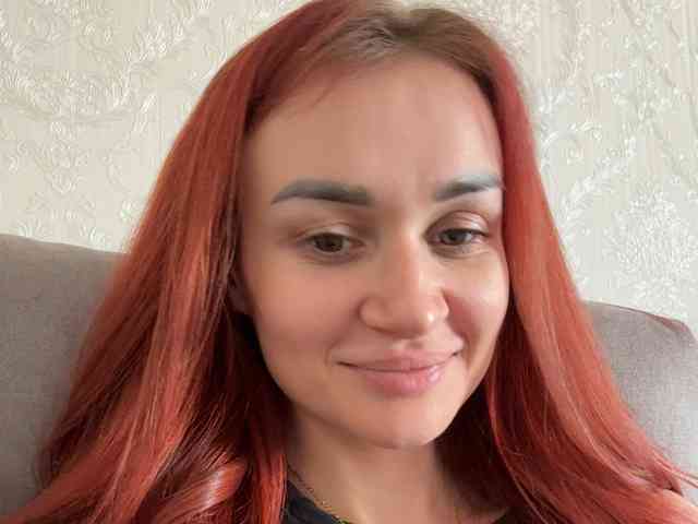 SweetQueen11 webcam