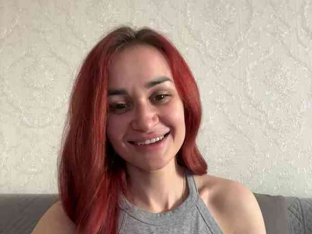 SweetQueen11 webcam