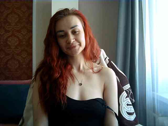 SweetQueen11 webcam