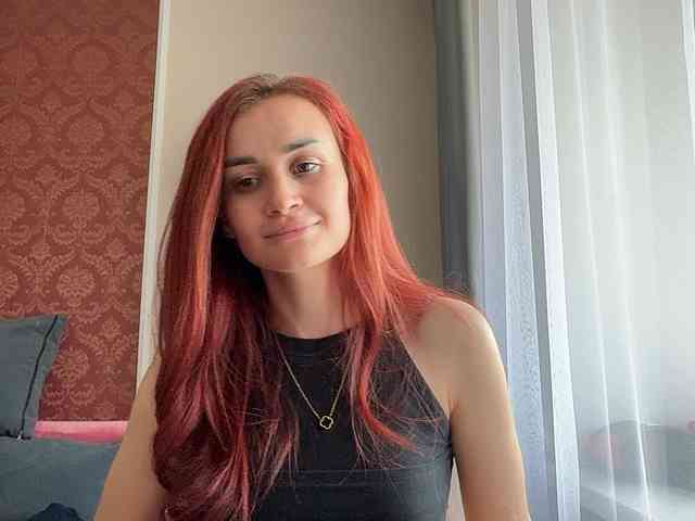 SweetQueen11 webcam