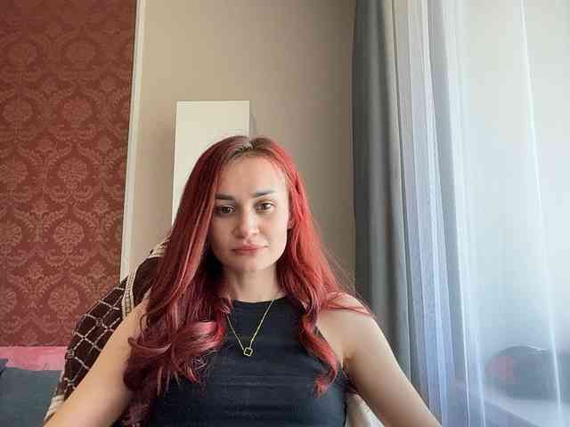 SweetQueen11 webcam
