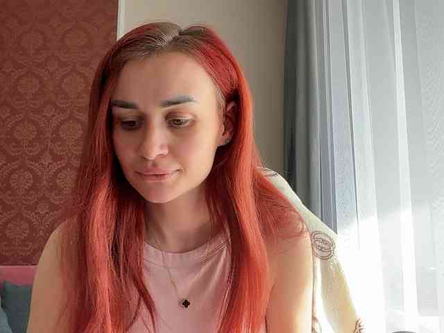 SweetQueen11 webcam