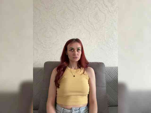 SweetQueen11 webcam