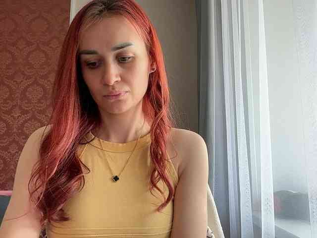 SweetQueen11 webcam
