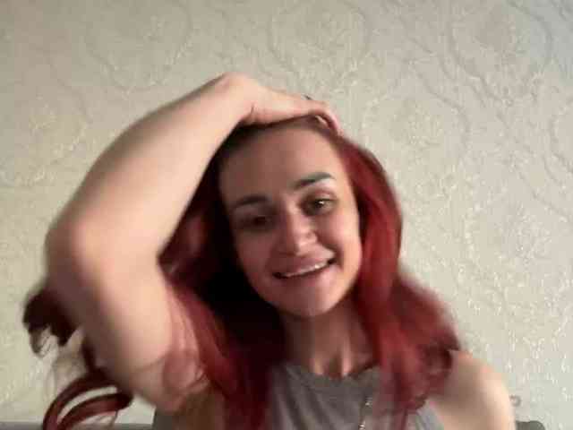 SweetQueen11 webcam