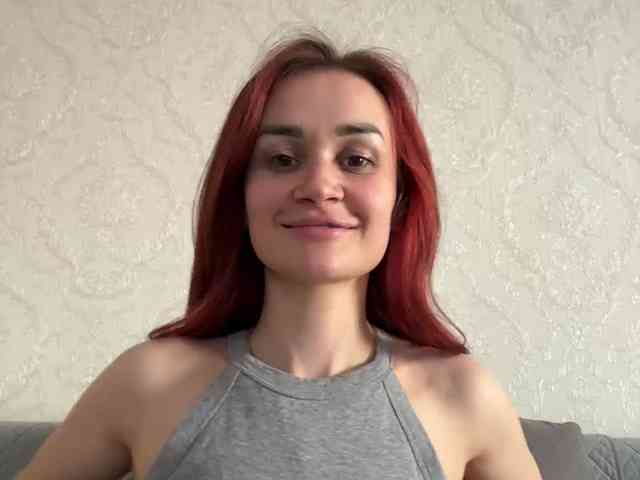 SweetQueen11 webcam