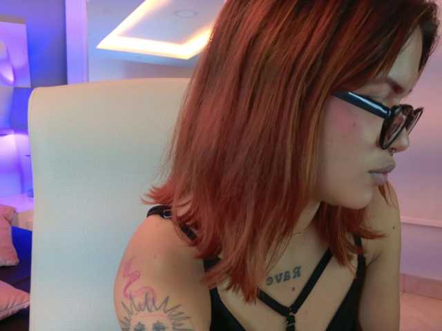 Lia-Volkov's BongaCams show and profile