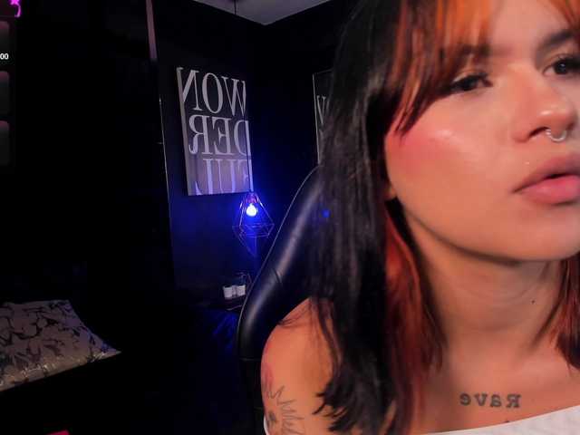Lia-Volkov live cam on BongaCams