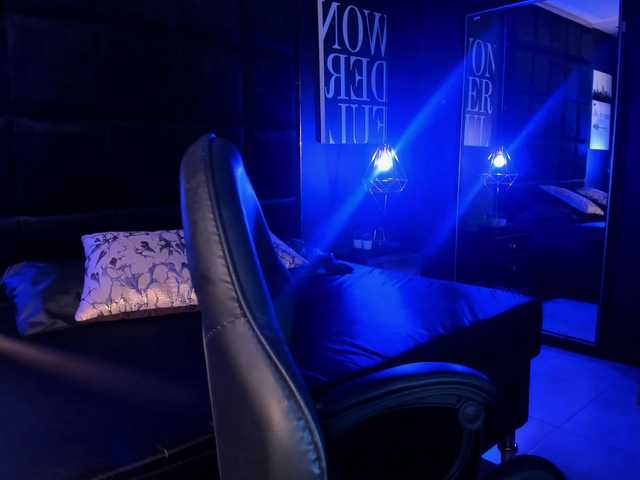 Lia-Volkov webcam bongacams model stream image