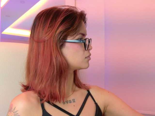 Lia-Volkov's BongaCams show and profile