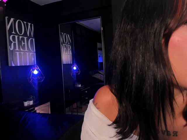Lia-Volkov Live Webcam on BongaCams